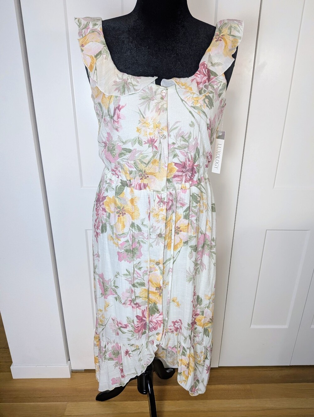 Luxology dress Floral High/Low Button Up Waist Tielined flutter sleeve sz M NWT